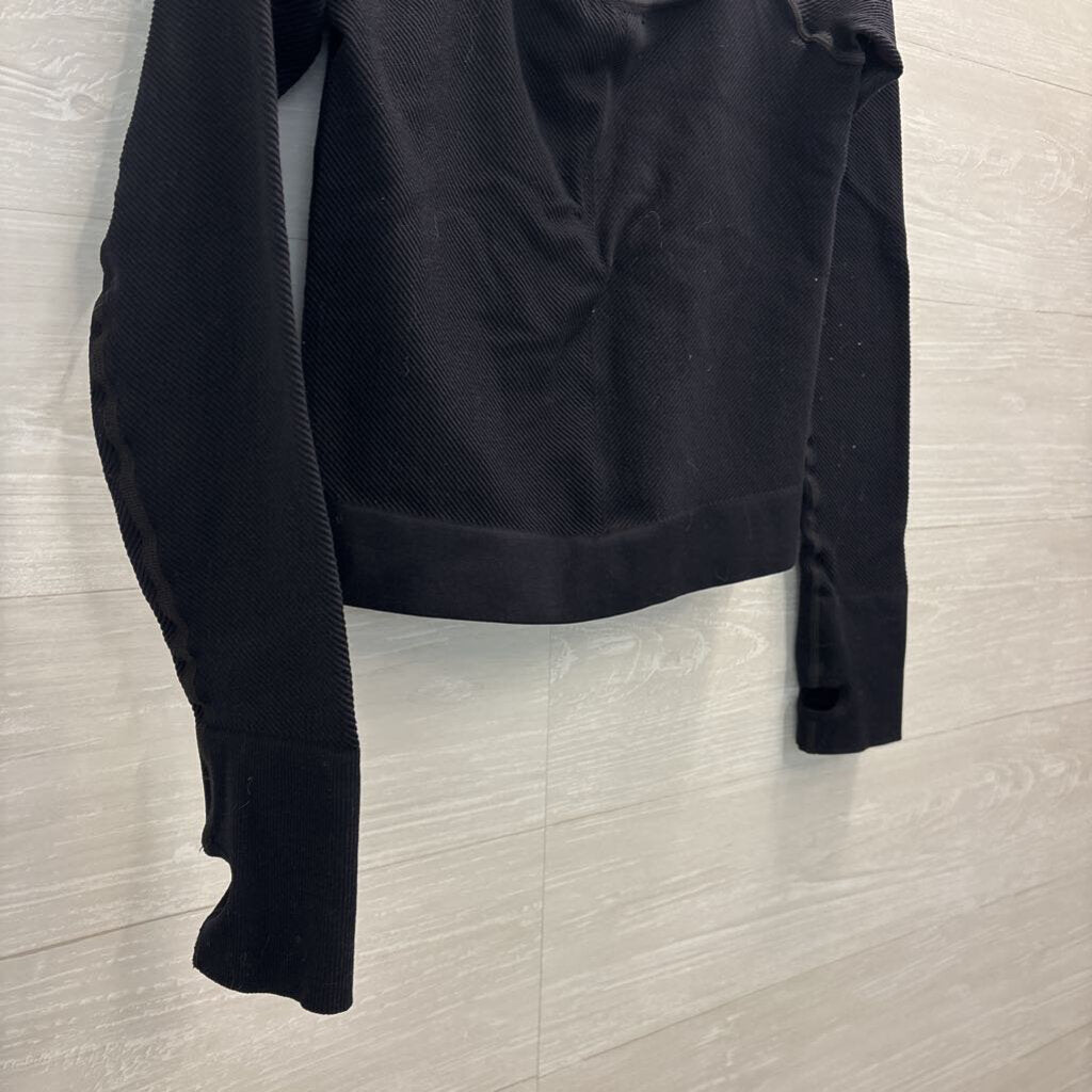FP Movement Black Textured Keyhole Back Cropped Long Sleeve Top Medium/ Large