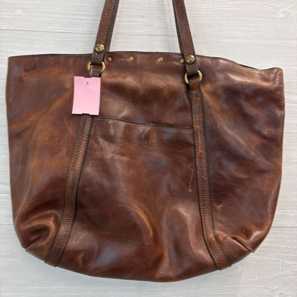 Patricia Nash Brown Distressed Leather Benvenuto Heritage Shoulder Purse