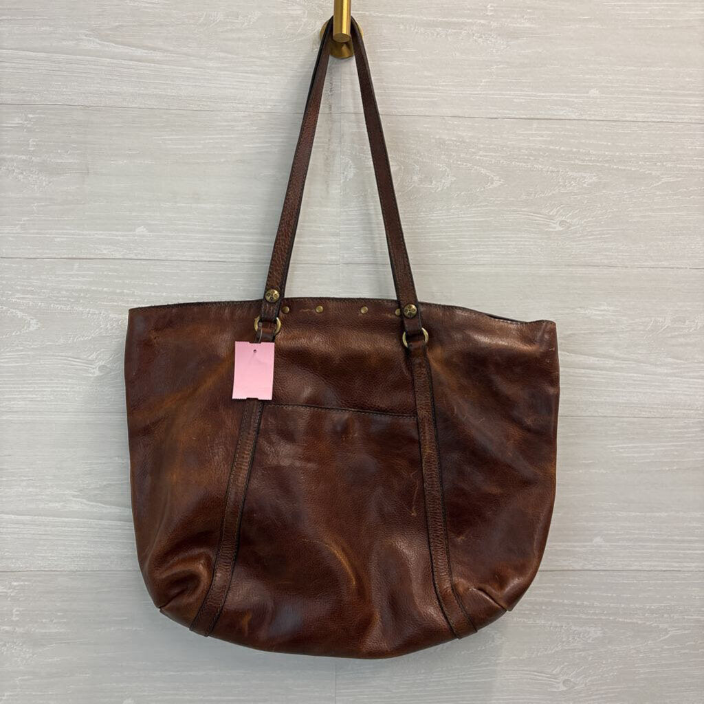 Patricia Nash Brown Distressed Leather Benvenuto Heritage Shoulder Purse