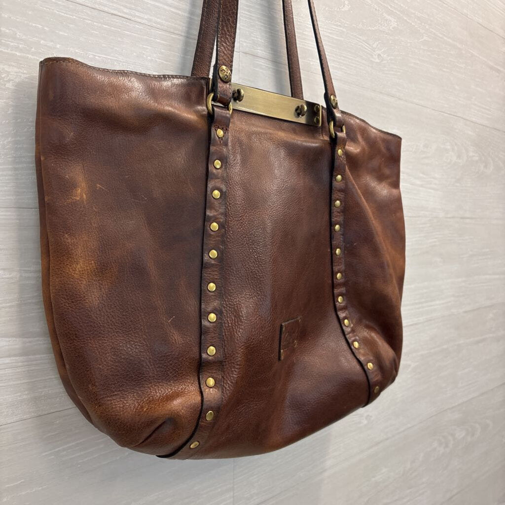 Patricia Nash Brown Distressed Leather Benvenuto Heritage Shoulder Purse