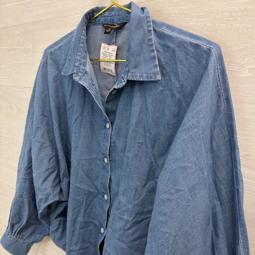 Banana Republic Blue Chambray Boxy Long Sleeve Button Down Top Medium
