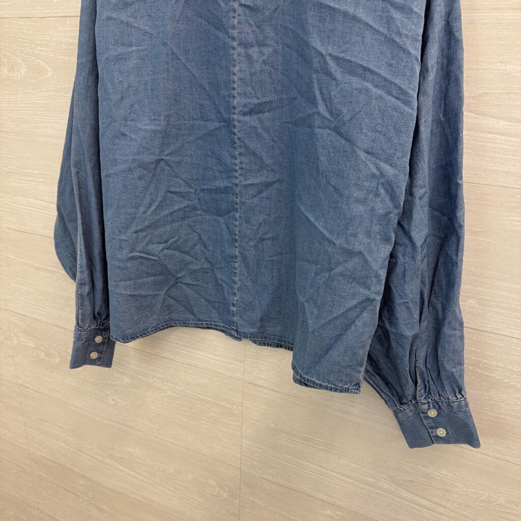 Banana Republic Blue Chambray Boxy Long Sleeve Button Down Top Medium