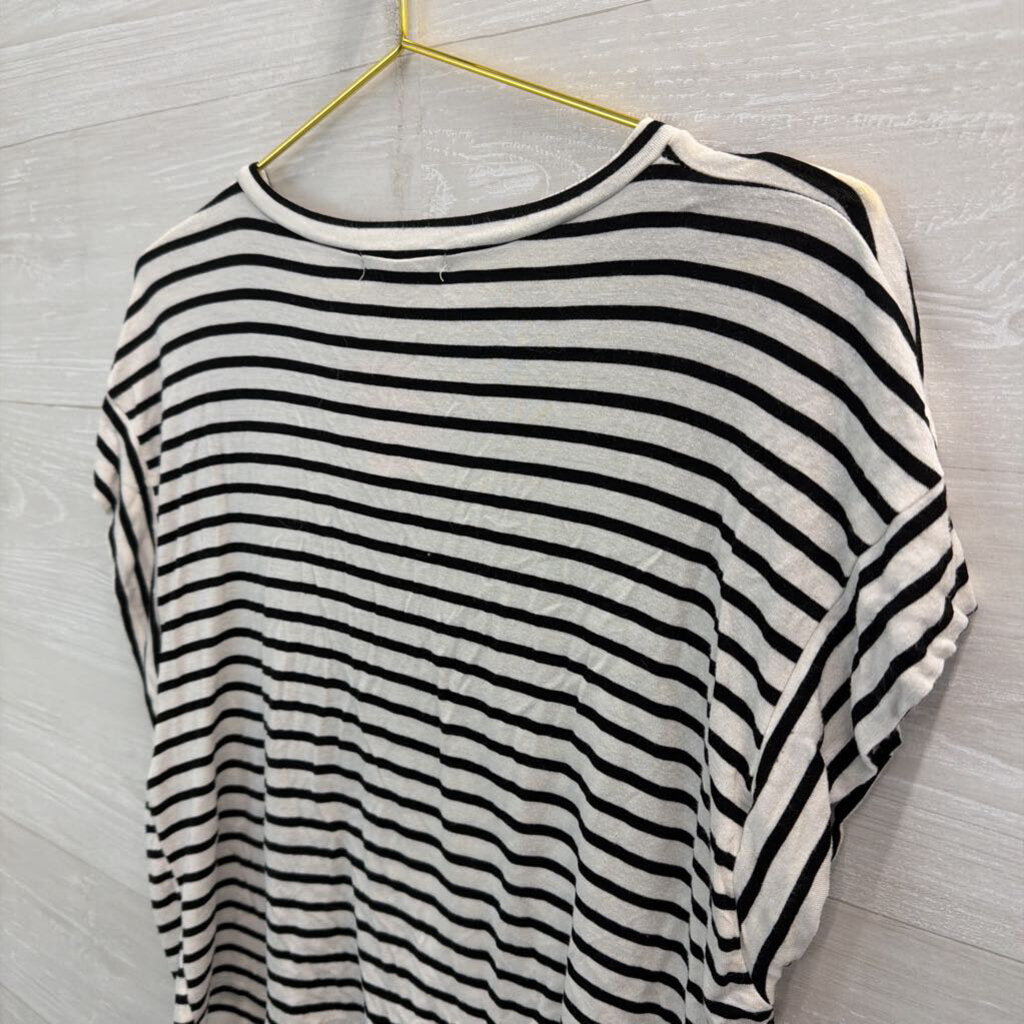 Seraphic Black/ White Striped Short Sleeve Top Medium