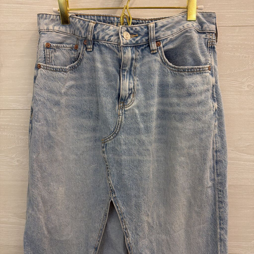 American Eagle Light Wash Front Slit Midi Denim Skirt 6