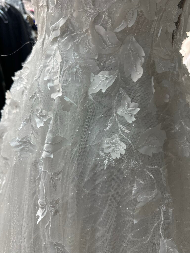 Ivory Layered Sparkle/ Lace A Line Bridal Gown 6