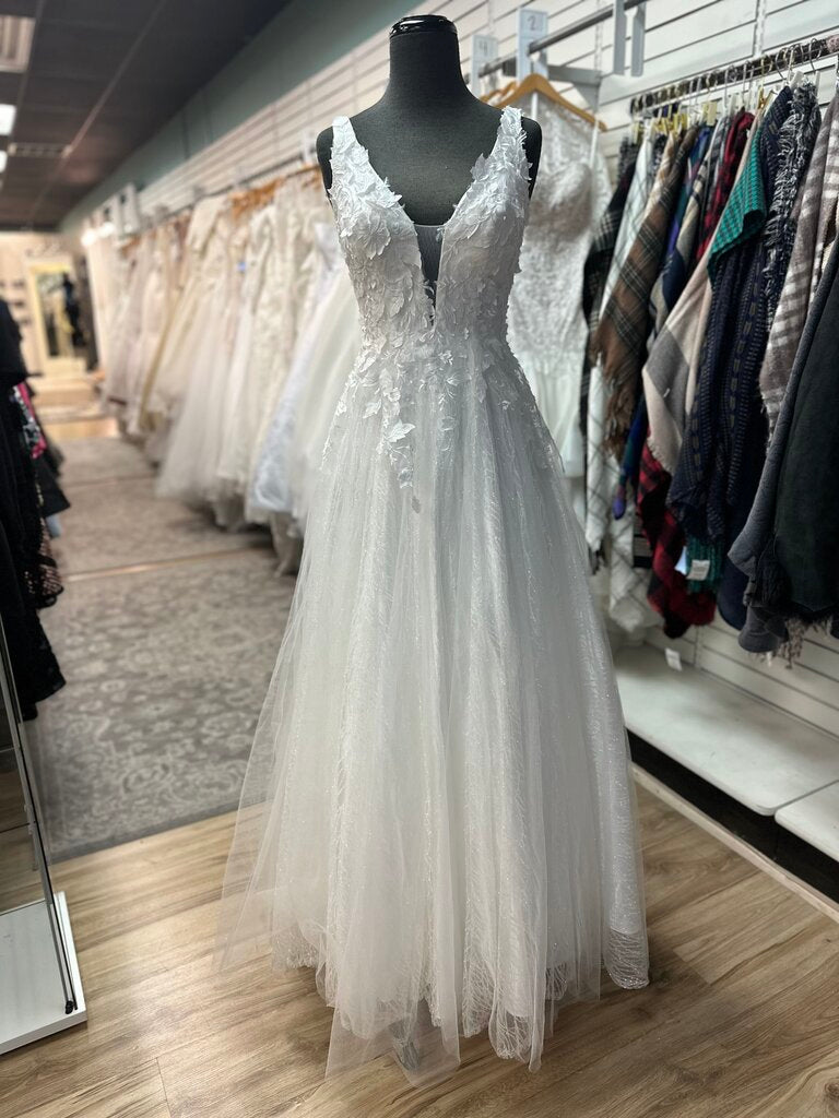 Ivory Layered Sparkle/ Lace A Line Bridal Gown 6