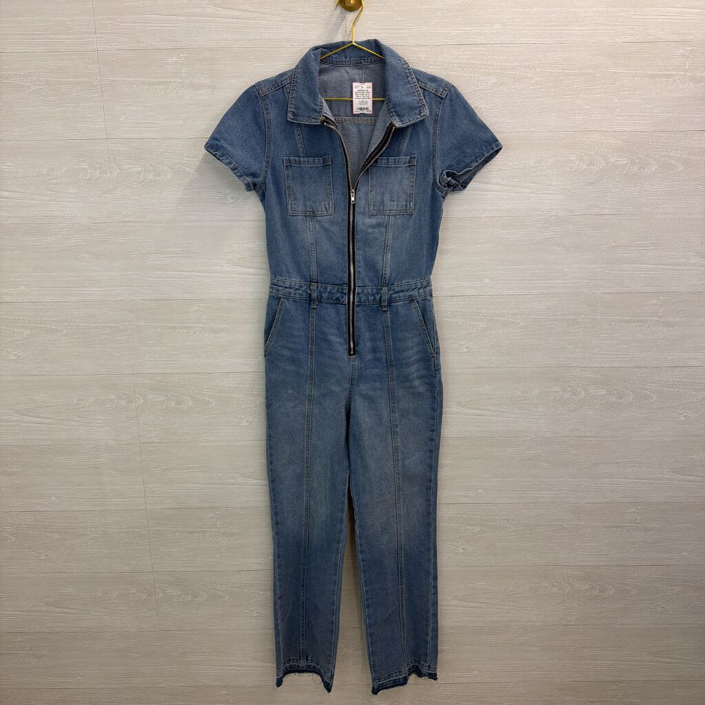Light Wash Blue Denim Short Sleeve Zip Front Jumpsuit Small