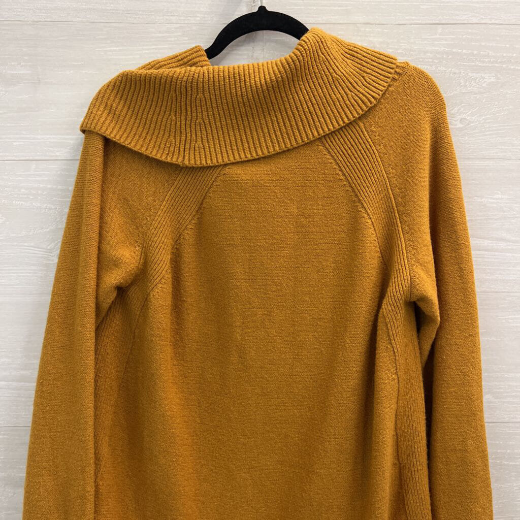 Moth Marigold Knit Turtleneck Sweater Large
