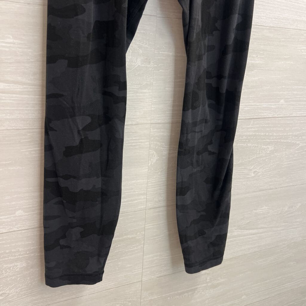 Lululemon Black Camo Print Leggings 6