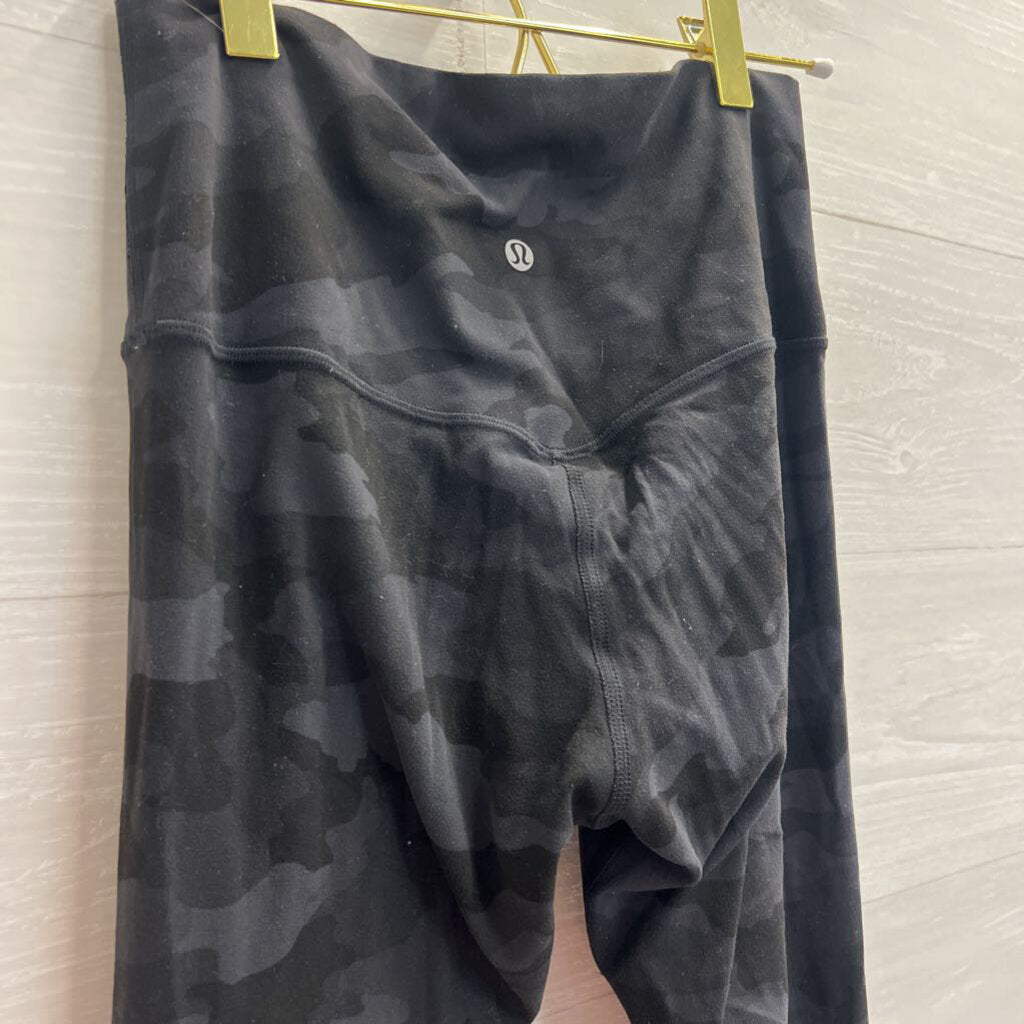 Lululemon Black Camo Print Leggings 6