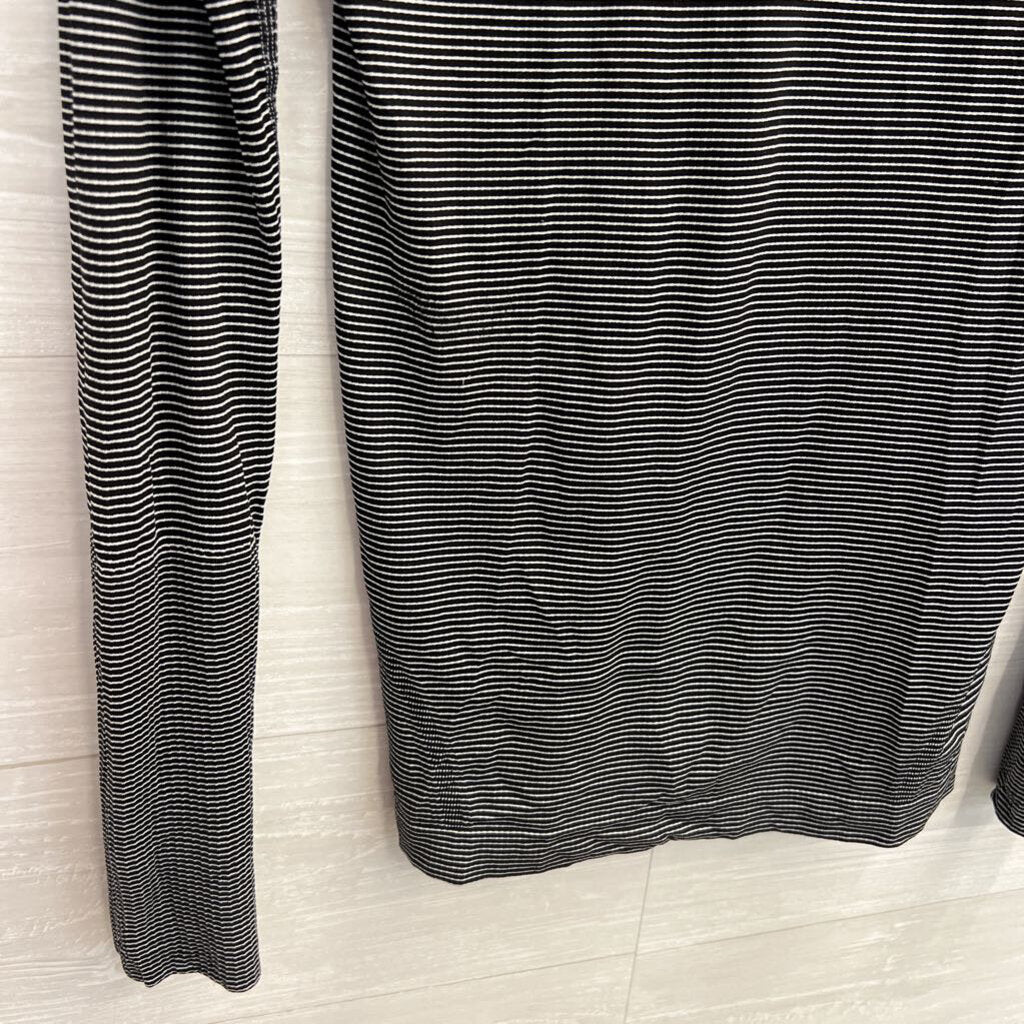 Lululemon Black/ White Striped Long Sleeve Athletic Top 8