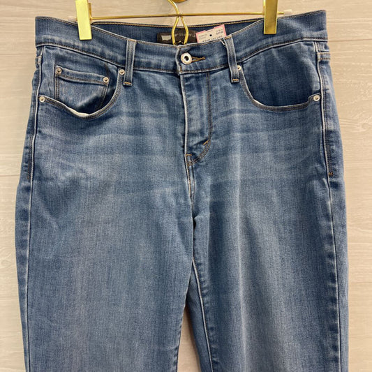 Levi Light Wash Blue Stretchy 505 Straight Leg Jeans 8