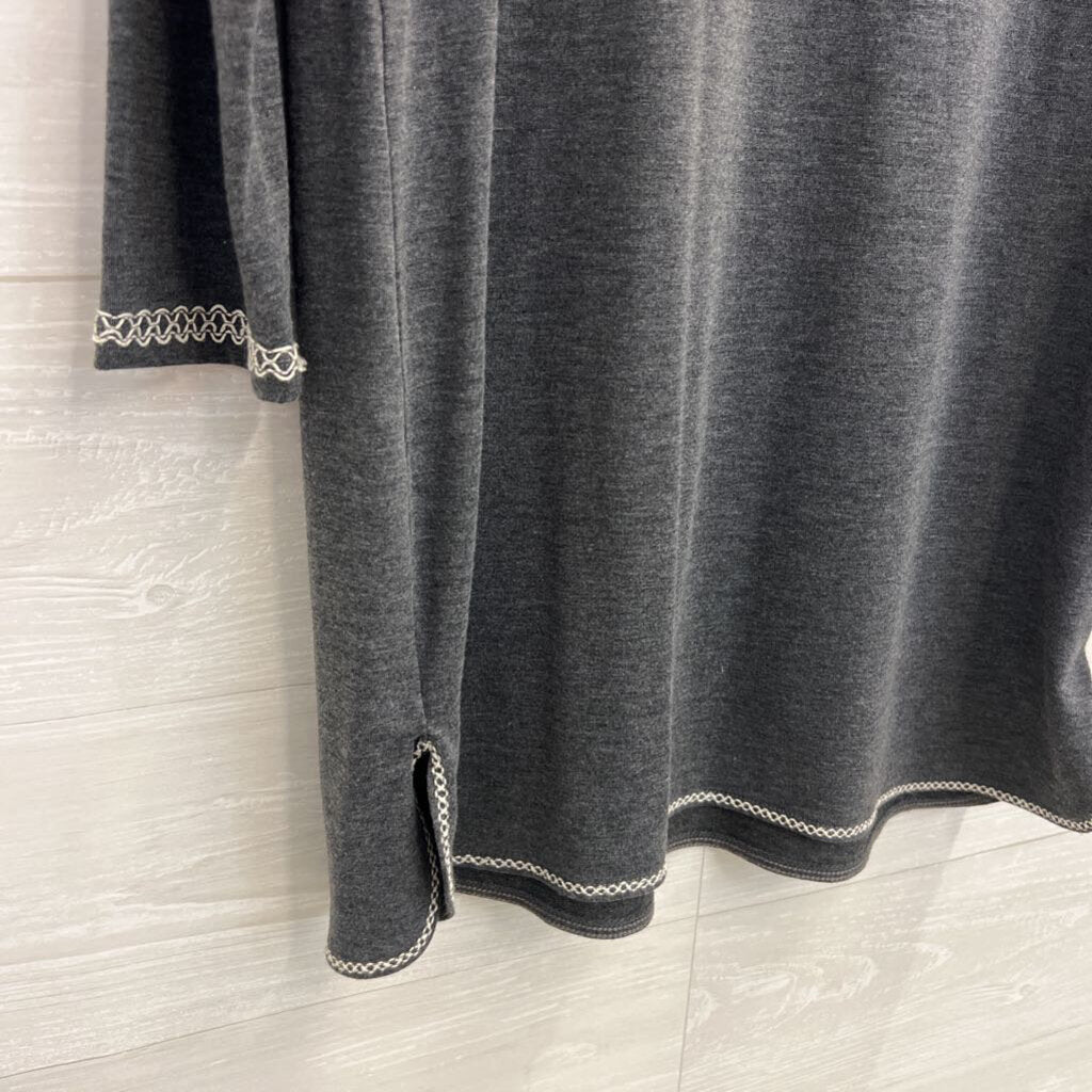 Max Studio Grey/ Cream Edge Long Sleeve Dress Large