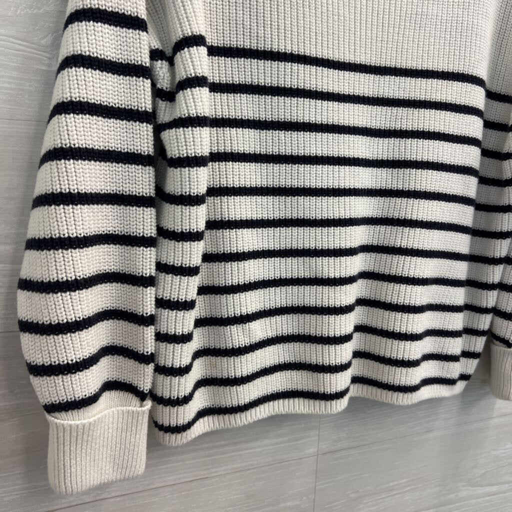 French Connection White/ Black Striped Knit Long Sleeve Sweater Top Small