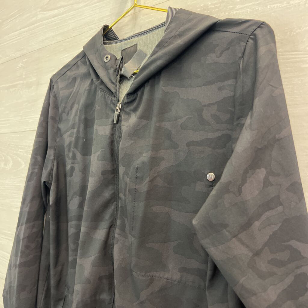Vuori Lightweight Black Camo Jacket