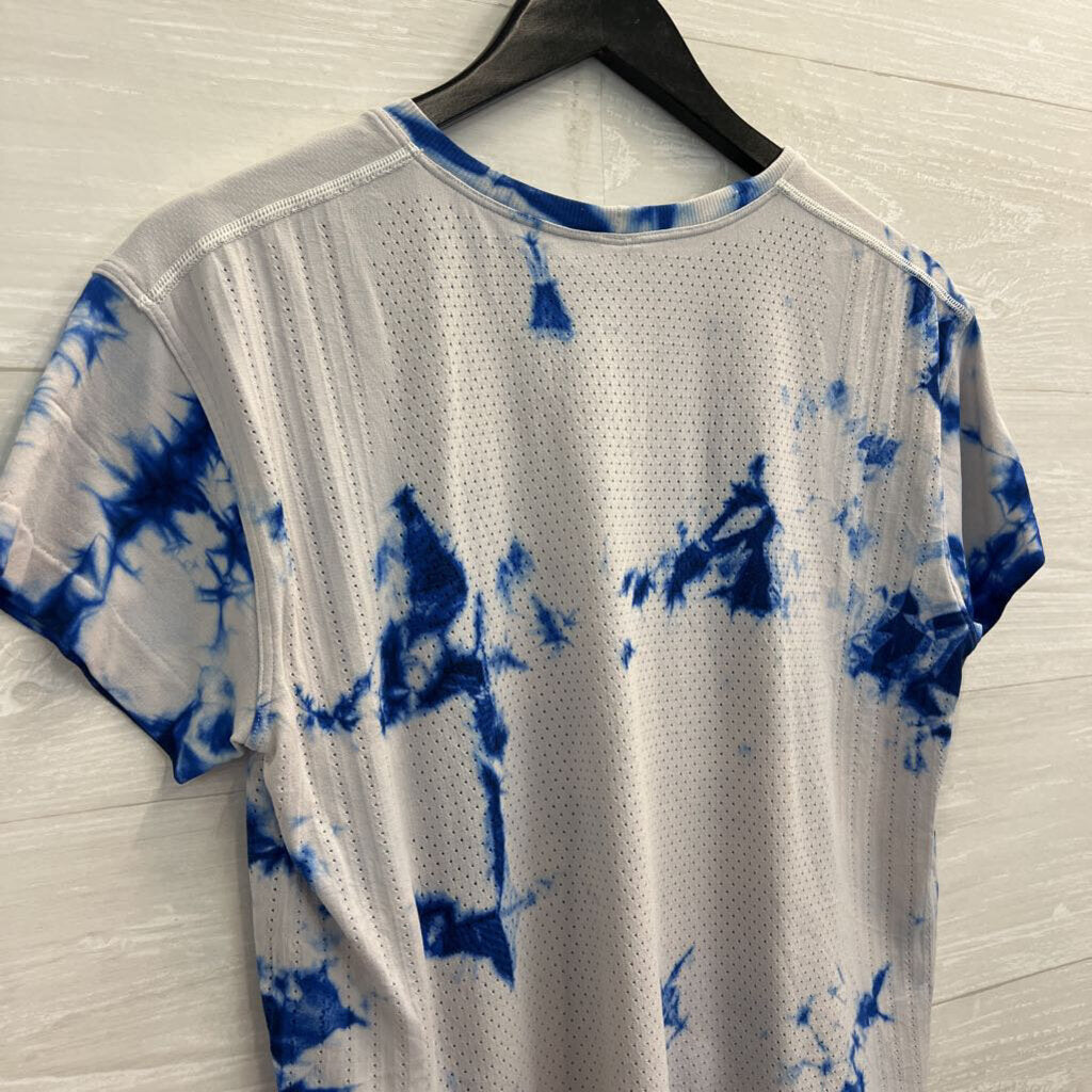 Lululemon White/ Blue Tie Dye Cropped Short Sleeve Top Small