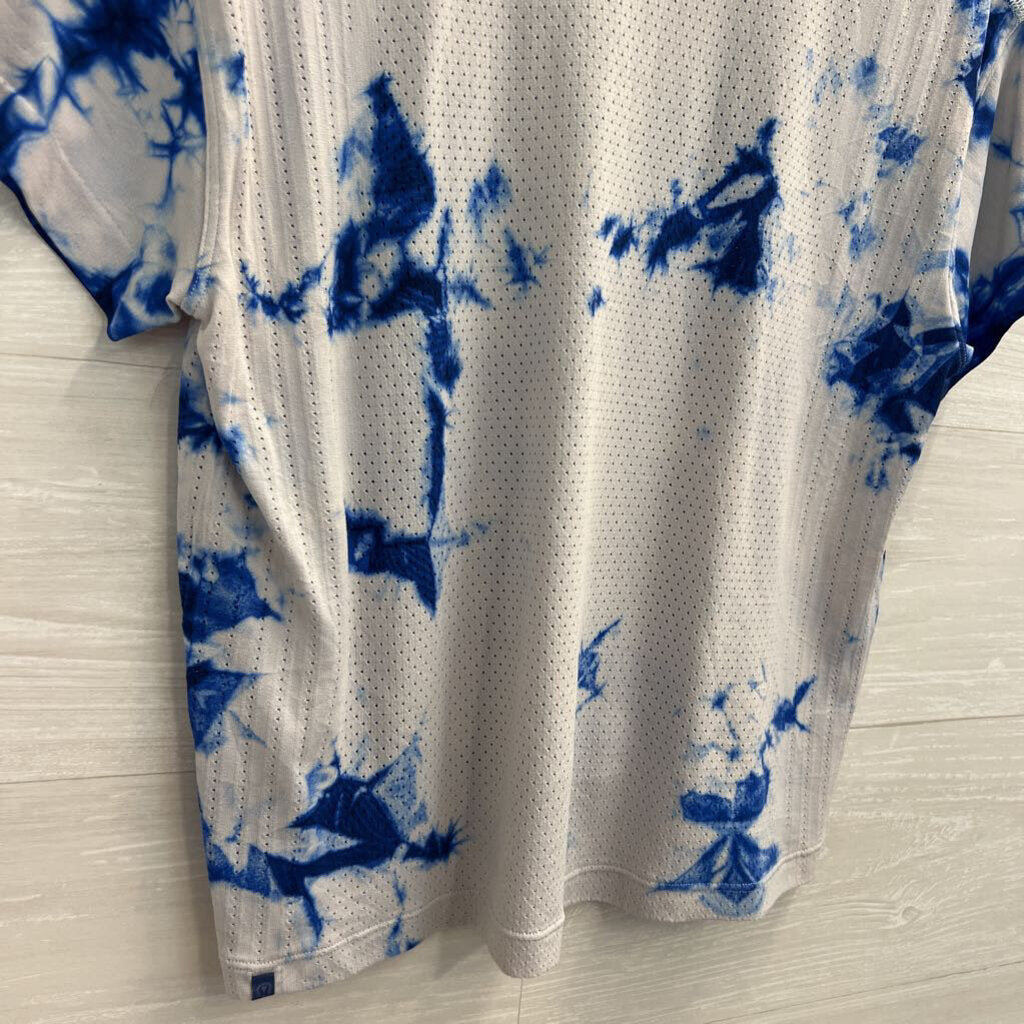Lululemon White/ Blue Tie Dye Cropped Short Sleeve Top Small
