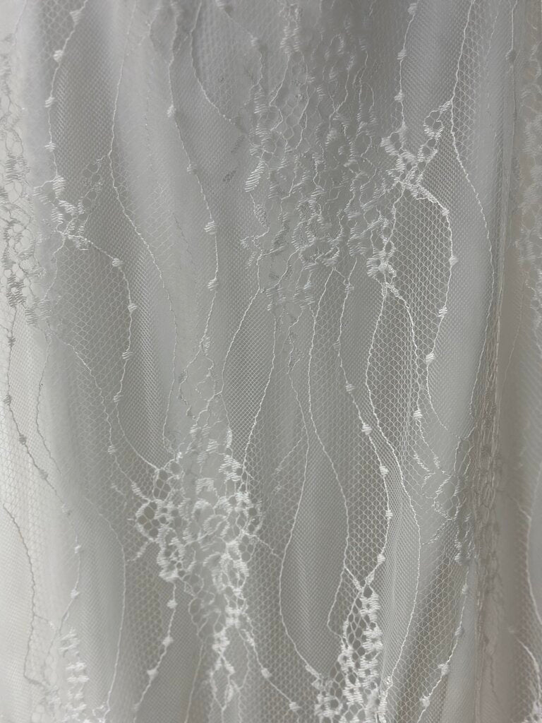 Dave & Johnny Fitted Lace Long Sleeve Wedding Dress 14