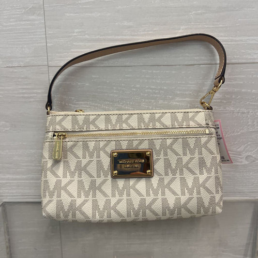 Michael Kors Cream Leather Logo Jet Set Large Wristlet Wallet