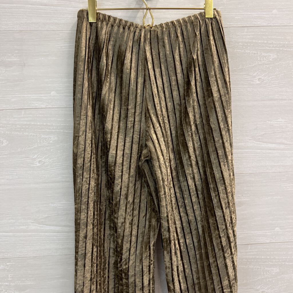 Melissa Paige Gold Pleated Velvet Pull On Pants Small