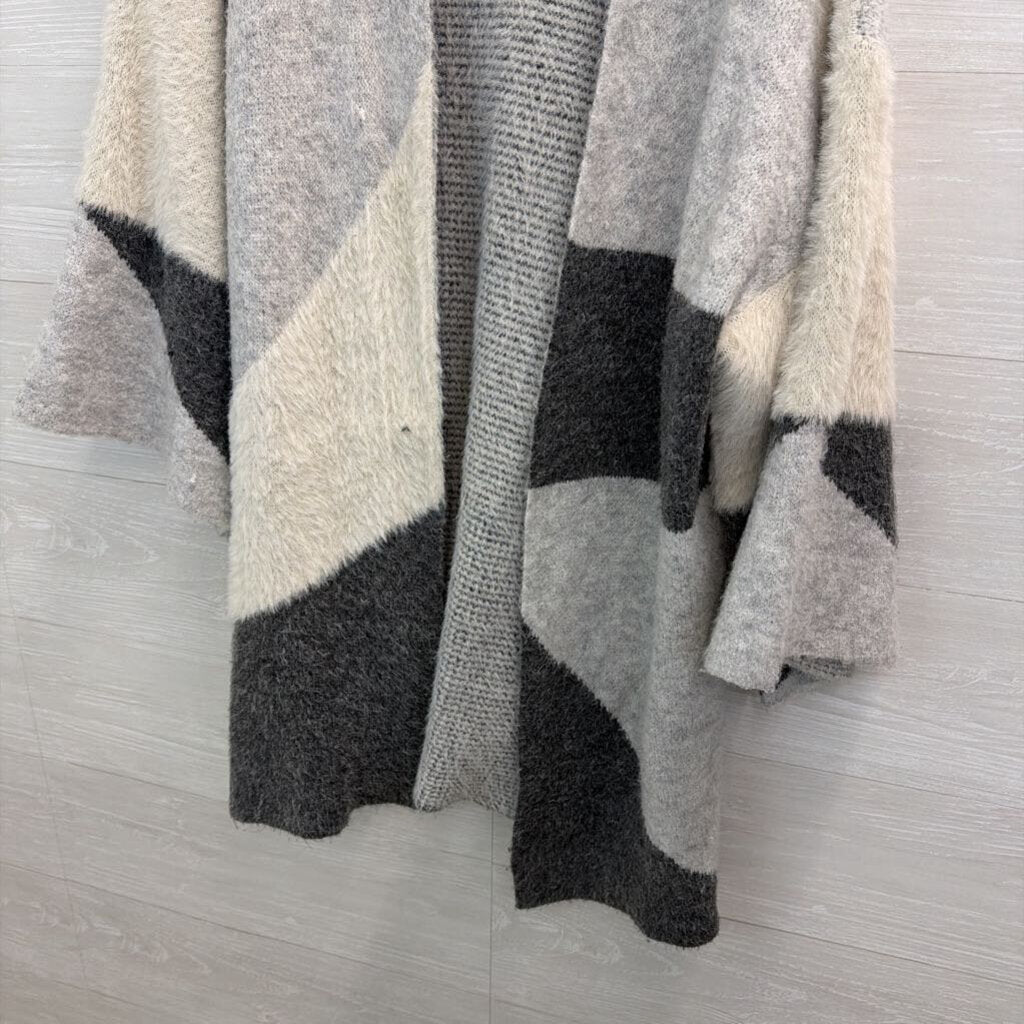 Rain and Rose Grey Soft Fuzzy Patchwork Knit Open Front Cardigan Medium