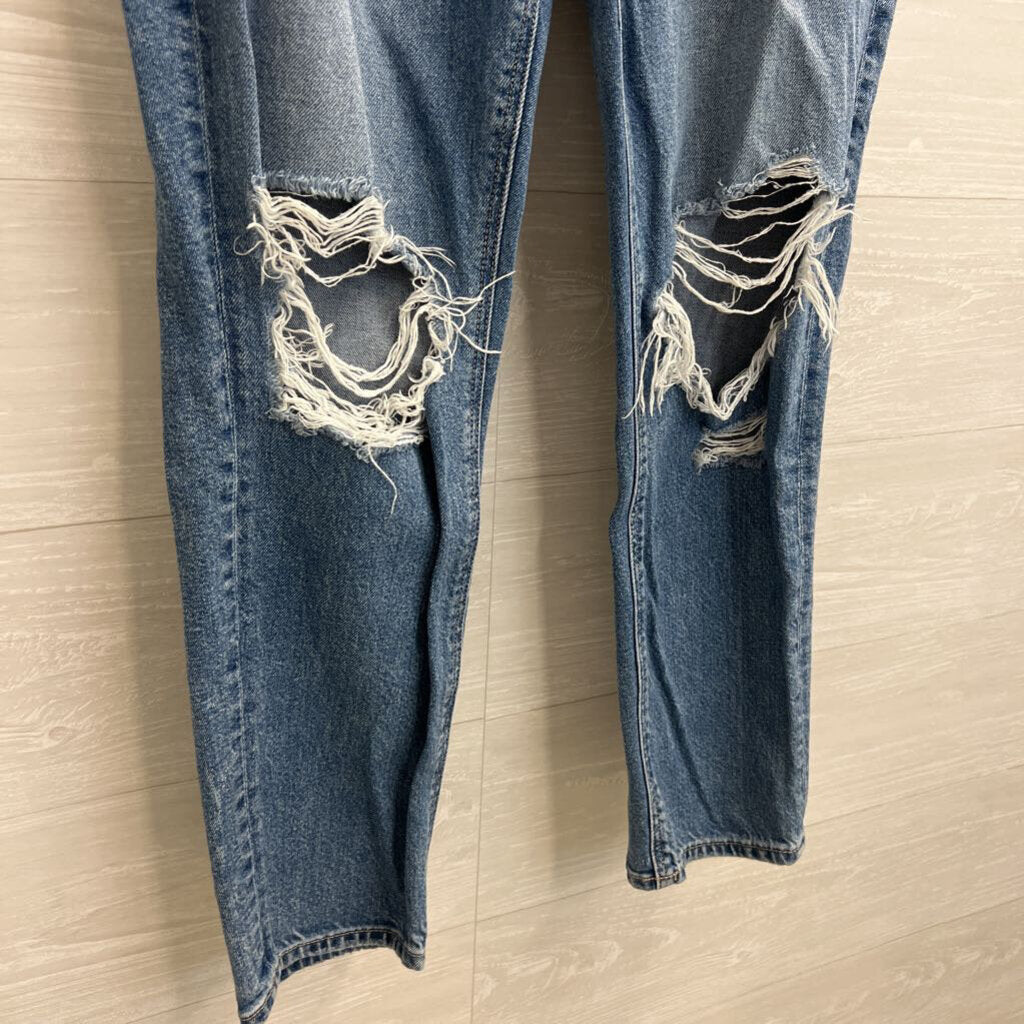 American Eagle Medium Wash Distressed Mom Jeans8