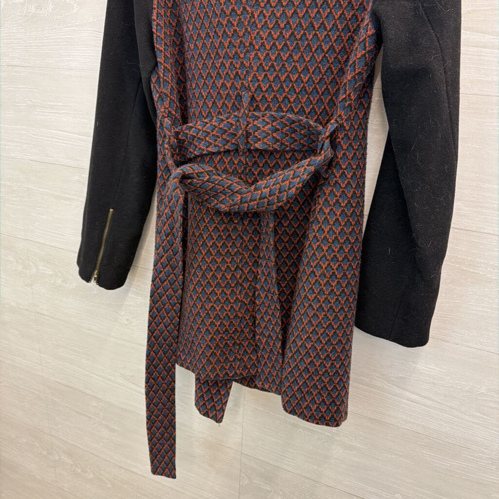 Evette and K Blue/ Orange/ Black Print Tie Waist Jacket Medium