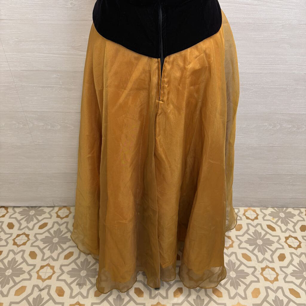 Vintage Dave and Johnny Black Velvet Halter Top Gold Skirt Long Formal Dress 11/12