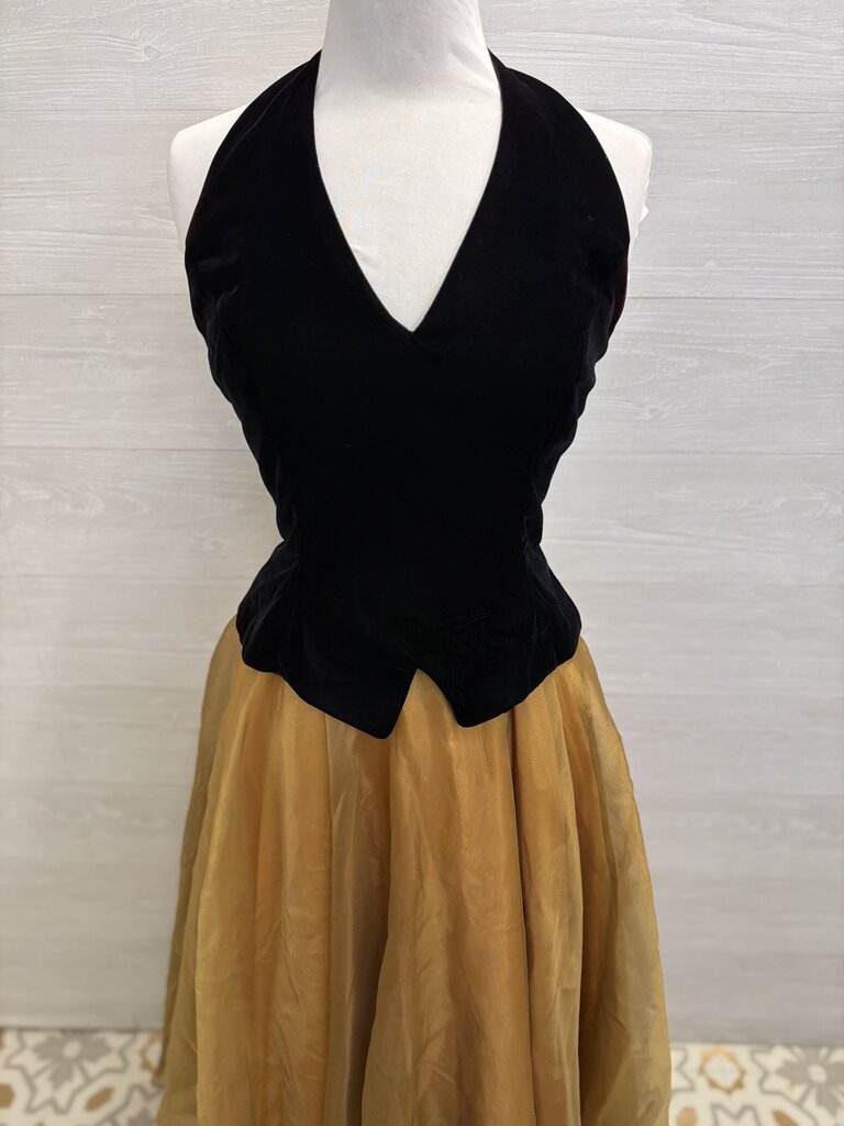 Vintage Dave and Johnny Black Velvet Halter Top Gold Skirt Long Formal Dress 11/12