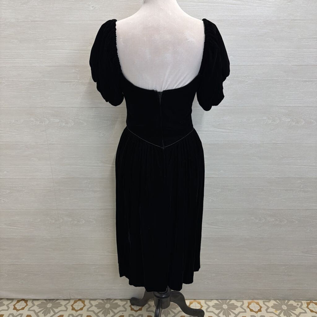 Vintage Niki Black Velvet Short Puff Sleeve Midi Formal Dress 7/8