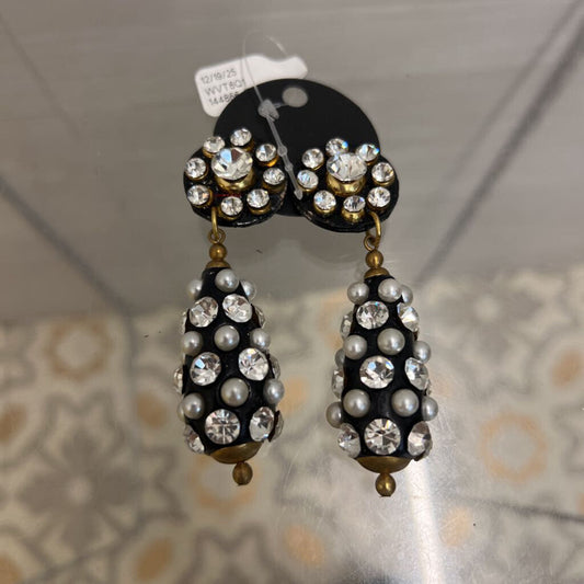 Vintage Black/ Gold/ Rhinestone/ Pearl Statement Drop Clip On Earrings