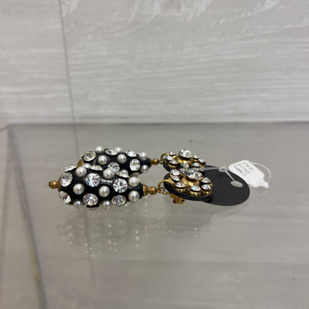 Vintage Black/ Gold/ Rhinestone/ Pearl Statement Drop Clip On Earrings