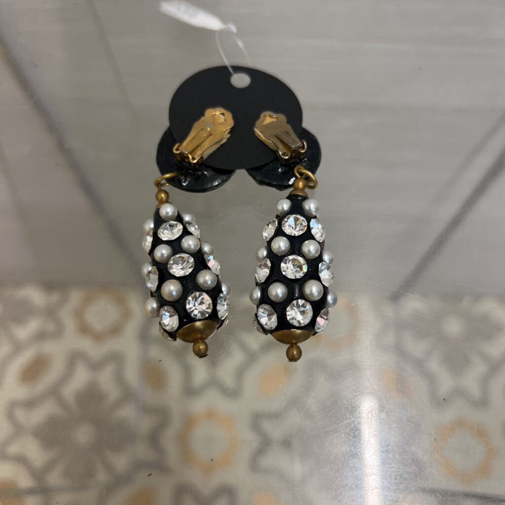 Vintage Black/ Gold/ Rhinestone/ Pearl Statement Drop Clip On Earrings