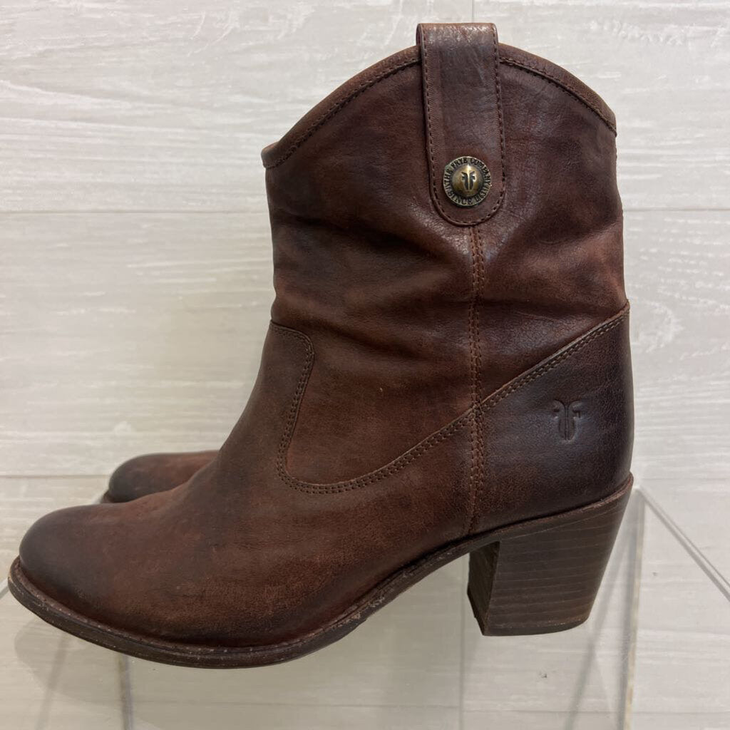 Frye Brown Leather Jackie Button Short Boots 10