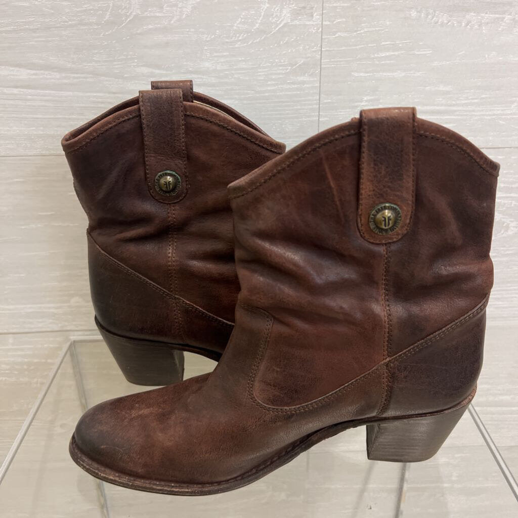 Frye Brown Leather Jackie Button Short Boots 10