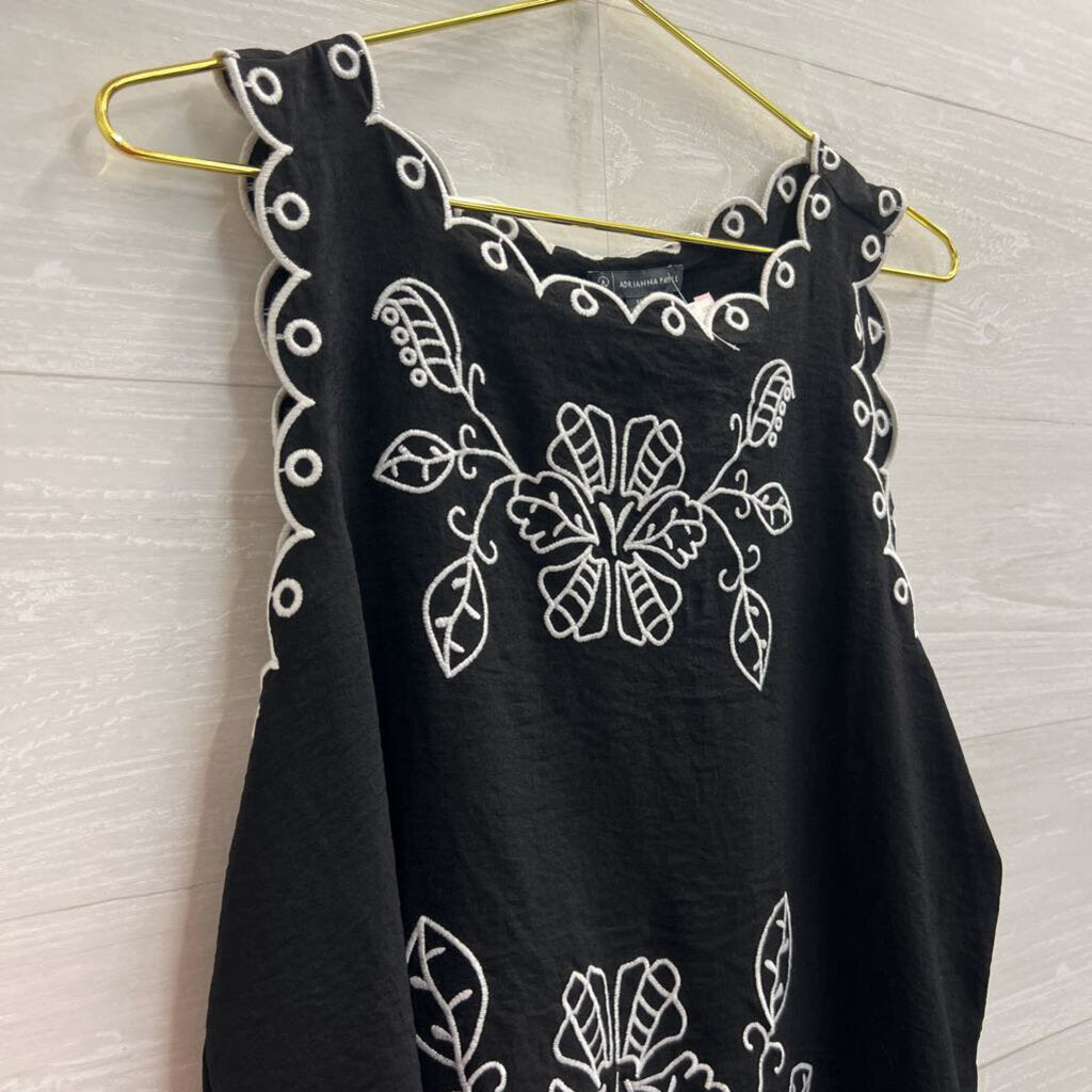 Adrianna Papell Black/ White Embroidered Tank Top Medium