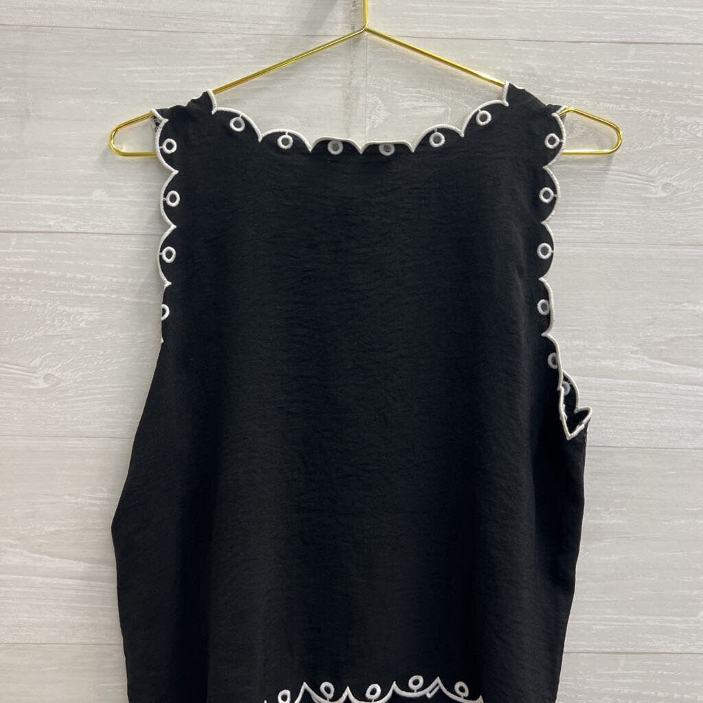 Adrianna Papell Black/ White Embroidered Tank Top Medium