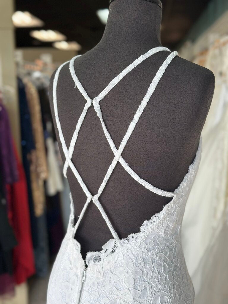 Moonlight Ivory Lace Bridal Gown 10