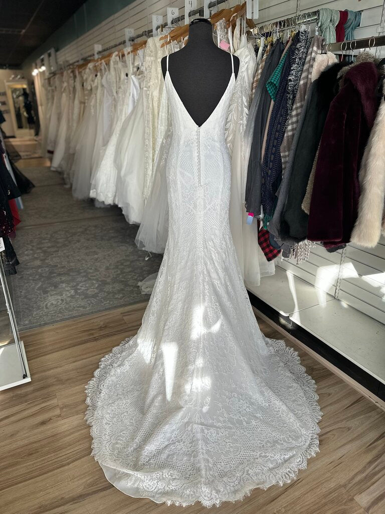 Christina Wu Ivory Lace Bridal Gown 8