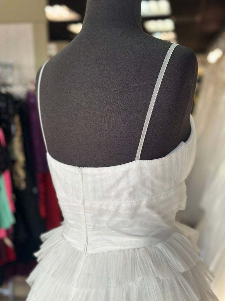 Bridal by Dave and Johnny Ivory Tiered Tulle Bridal Gown 8