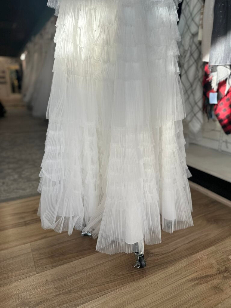 Bridal by Dave and Johnny Ivory Tiered Tulle Bridal Gown 8