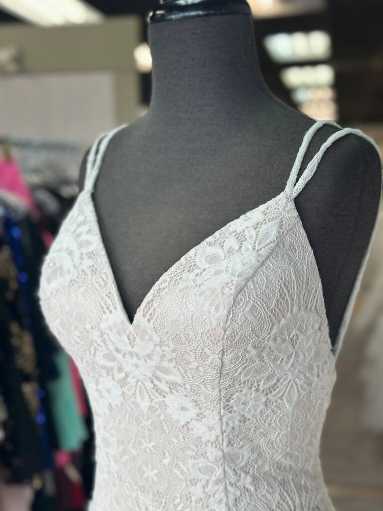 Moonlight Ivory/ Champagne Lace Bridal Gown 8