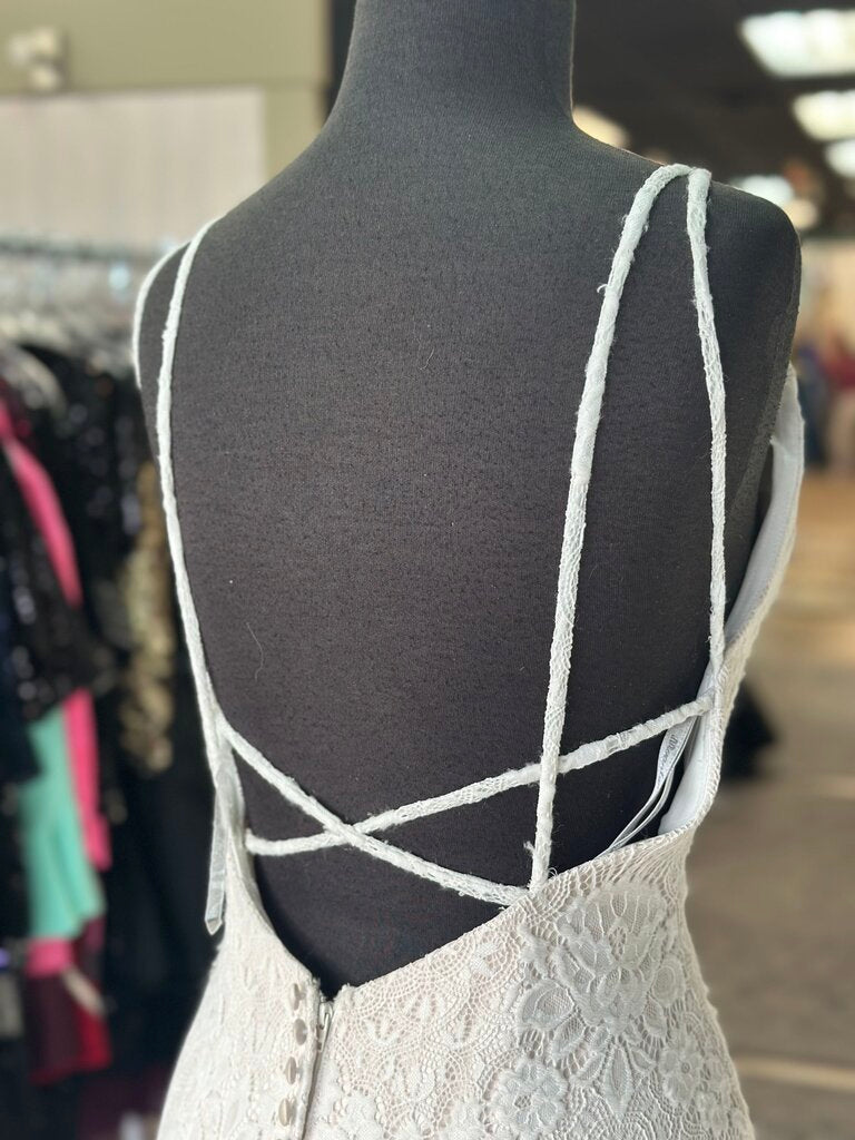 Moonlight Ivory/ Champagne Lace Bridal Gown 8