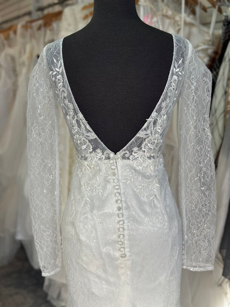 Val Stefani Ivory Embellished Lace Long Sleeve Bridal Gown 12