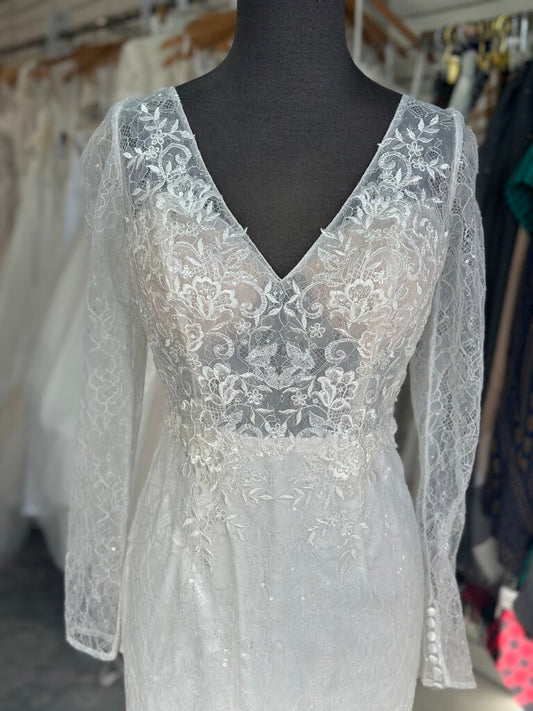 Val Stefani Ivory Embellished Lace Long Sleeve Bridal Gown 12