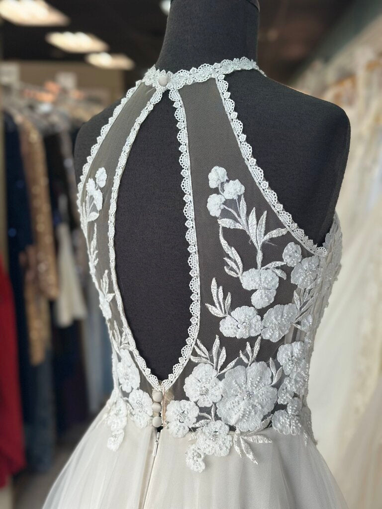 Jacquelin Ivory/ Champagne Lace High Neck A Line Bridal Gown 6