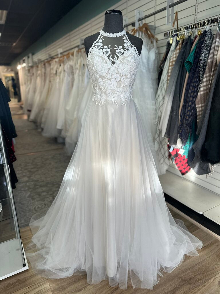 Jacquelin Ivory/ Champagne Lace High Neck A Line Bridal Gown 6