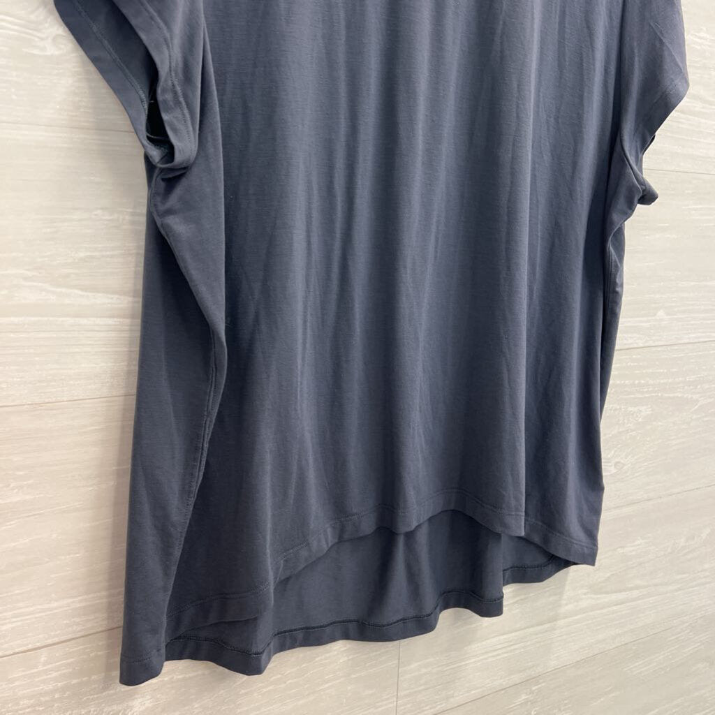 Athleta Grey Athletic Tee Medium