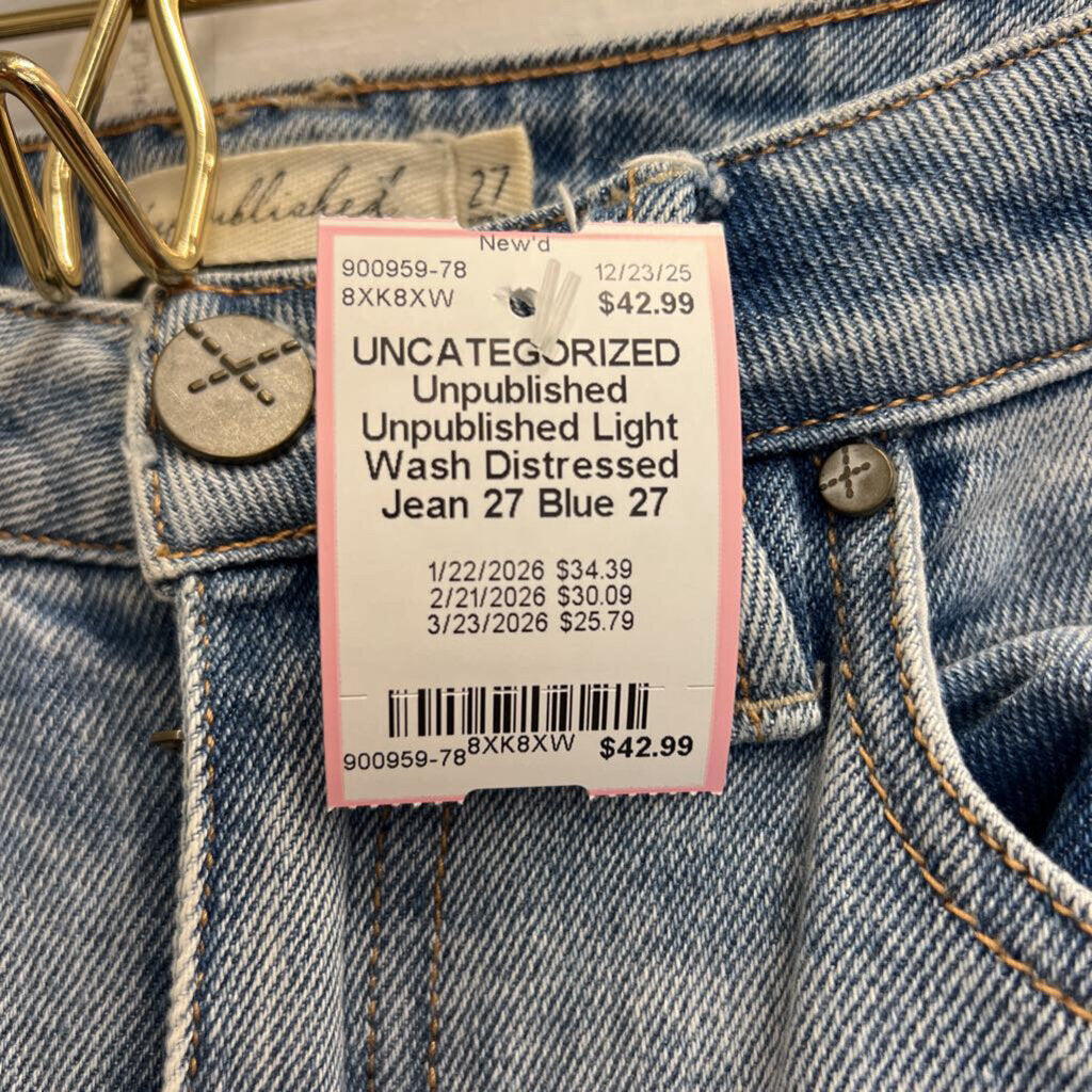 Unpublished Light Wash Distressed Jean 27