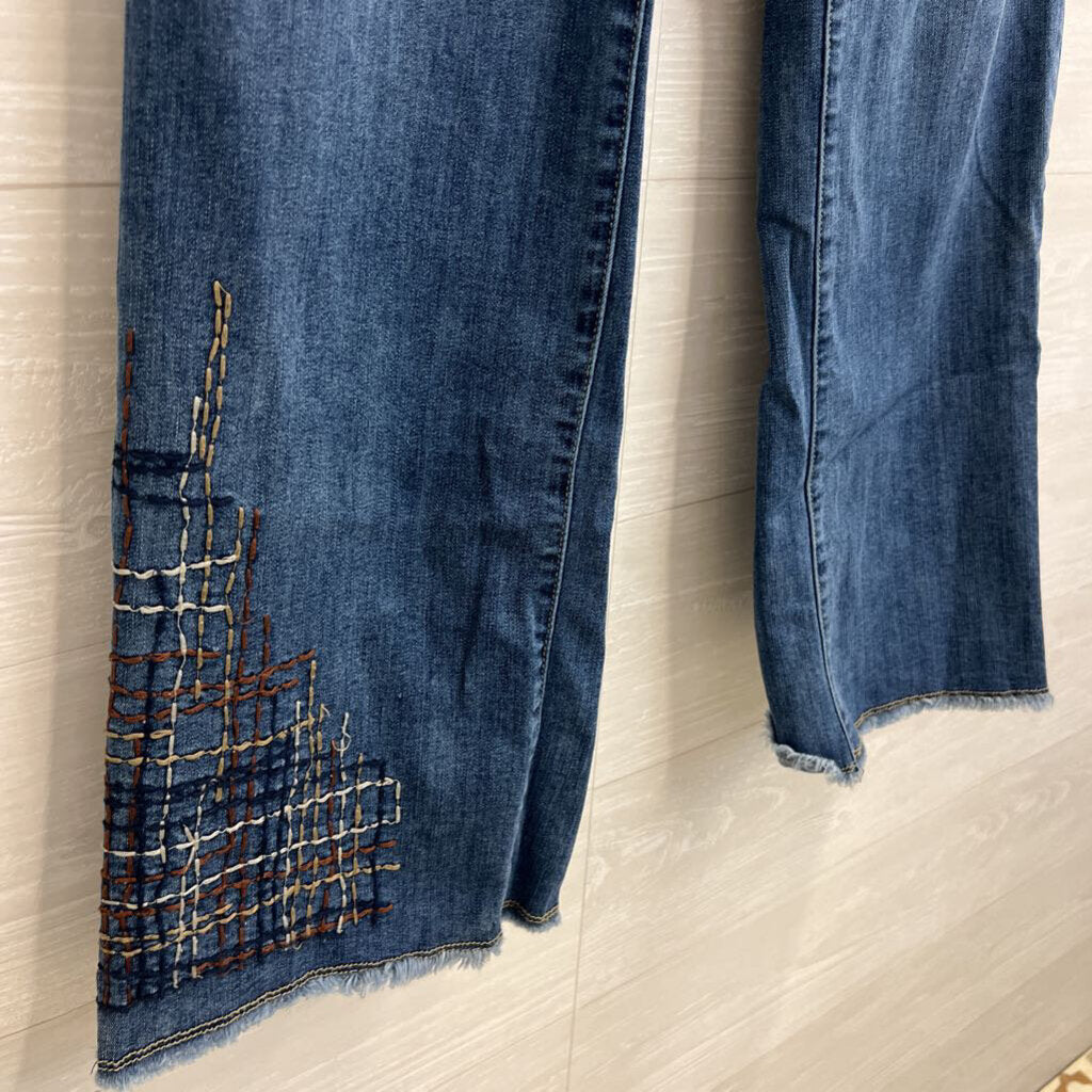 Charlie B Medium Wash Brown Pocket Design Straight Leg Jeans 12